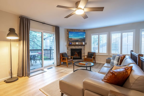 š² Tahoe Pines Retreat | 3BR Apartment Near Lake Tahoe, Playground, Tennis