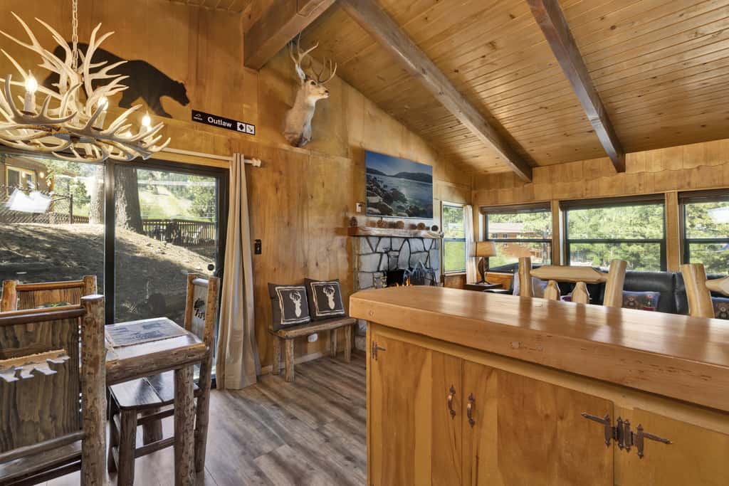 The Bear Foot Lodge # 2663
