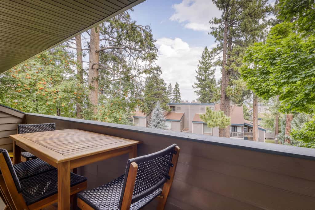Modern Tahoe Retreat - Your Place to Unwind