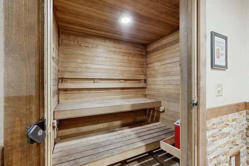 Modern Tahoe Retreat - Your Place to Unwind