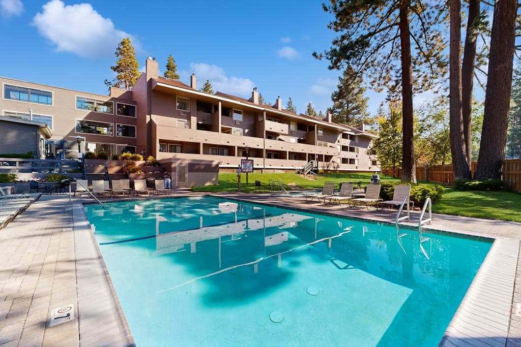 Modern Tahoe Retreat - Your Place to Unwind