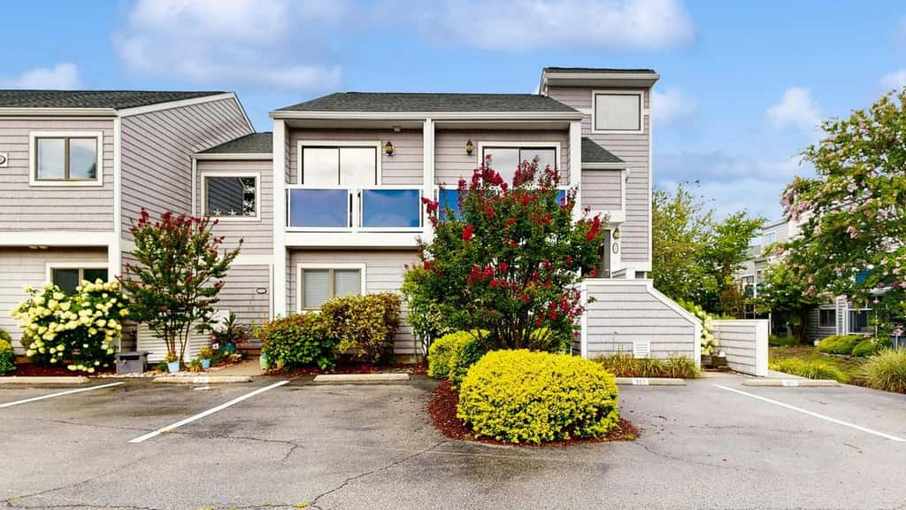 East of the Sun 39866 E Sun Dr 327