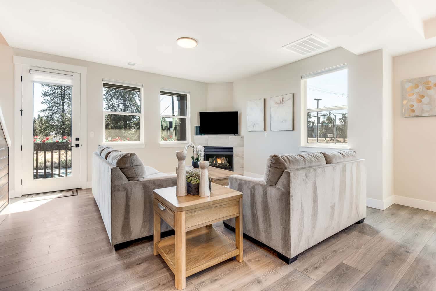 Dual Unit Townhouse in the heart of Bend