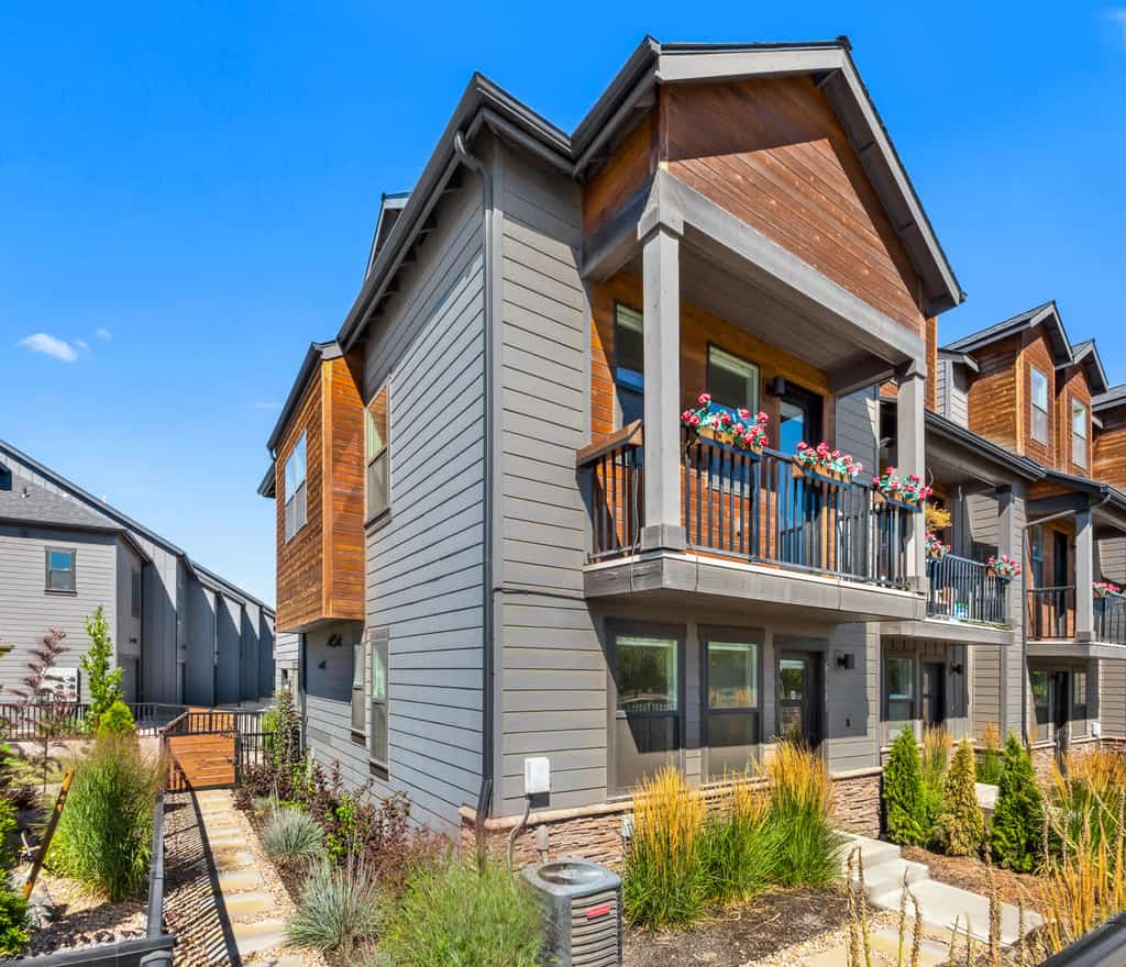 Bend Twin Retreat 