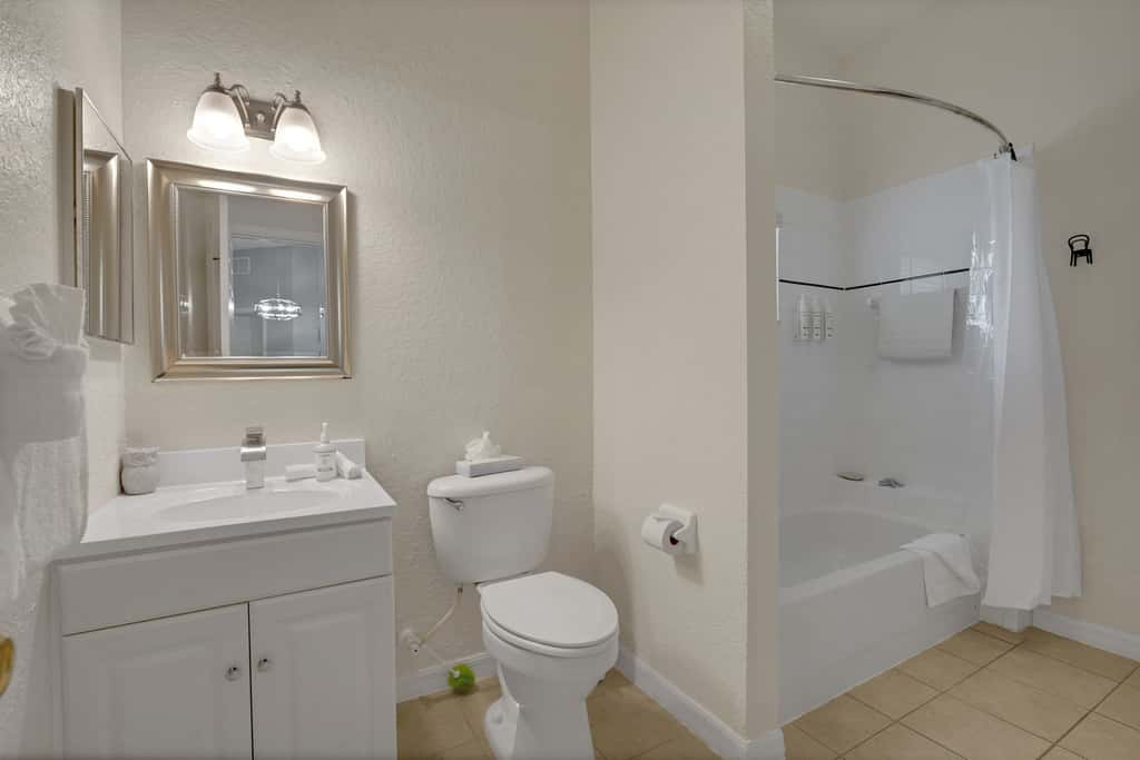 Tropical 2BR Bahama Bay Retreat Near Disney