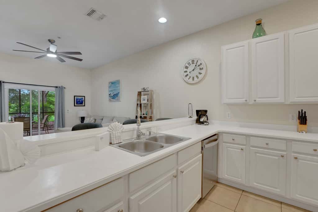 Tropical 2BR Bahama Bay Retreat Near Disney