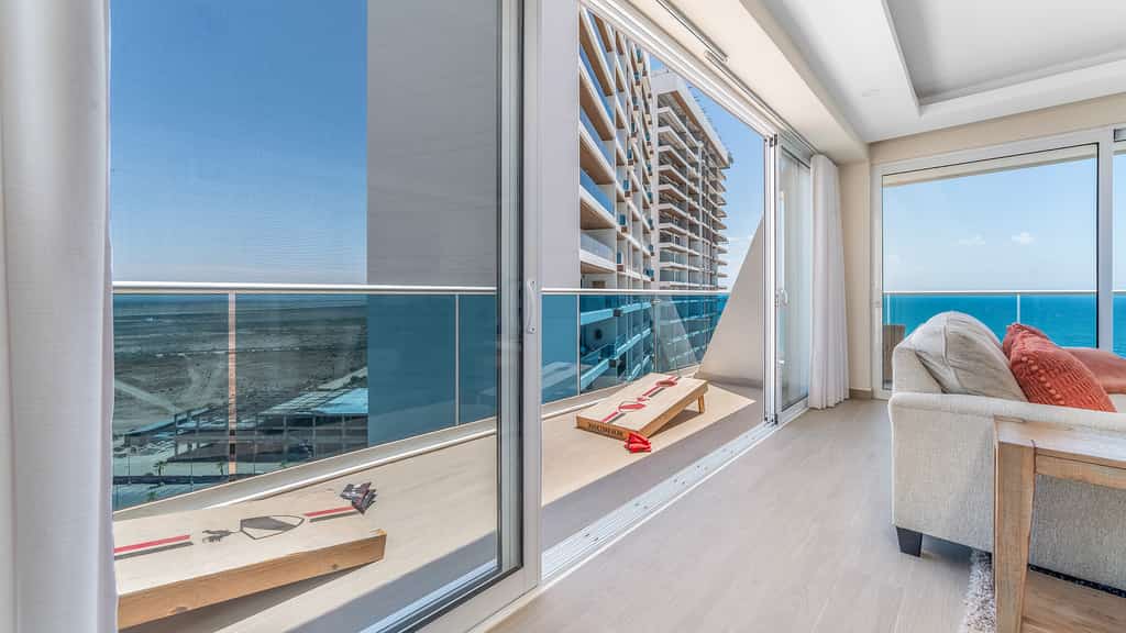 Verano 1601 – Spacious Corner Condo