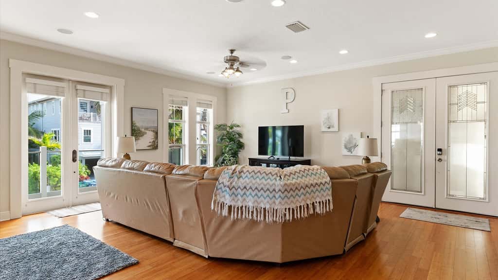 Beachview balconies with pool, steps from the beach