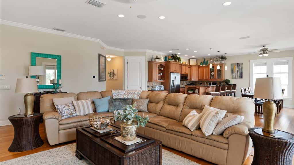 Beachview balconies with pool, steps from the beach