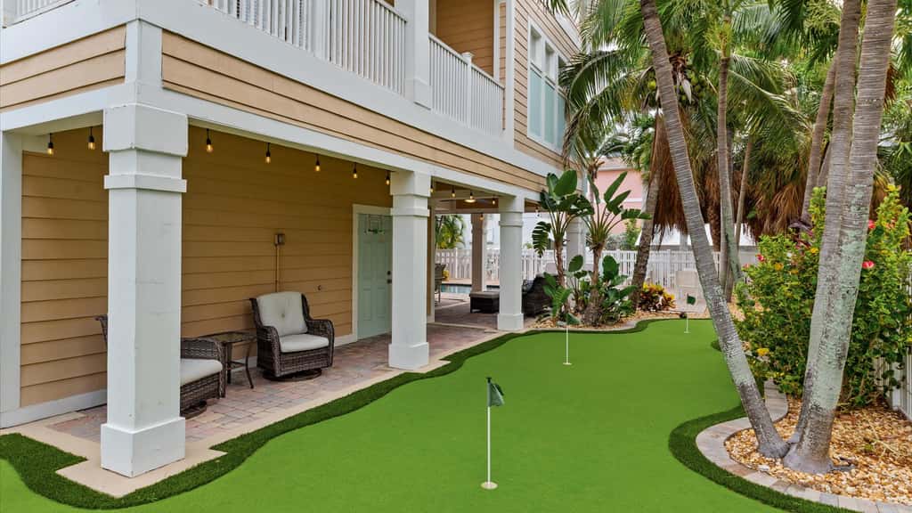 Beachview balconies with pool, steps from the beach