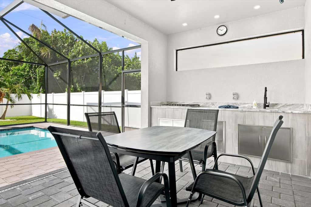 Only Comfort - Private Pool & Patio