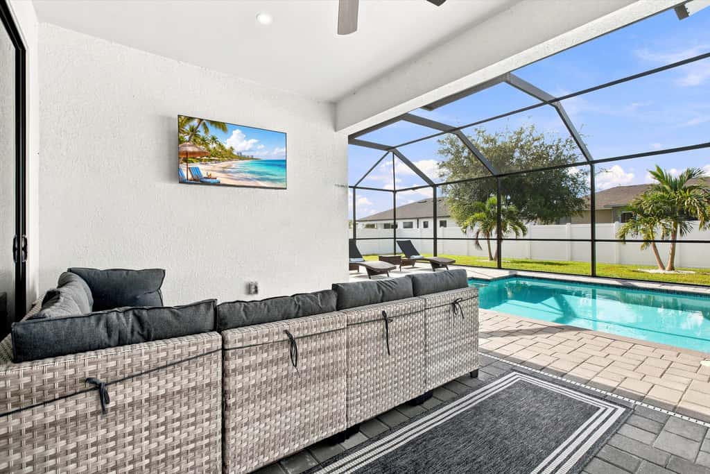 Only Comfort - Private Pool & Patio