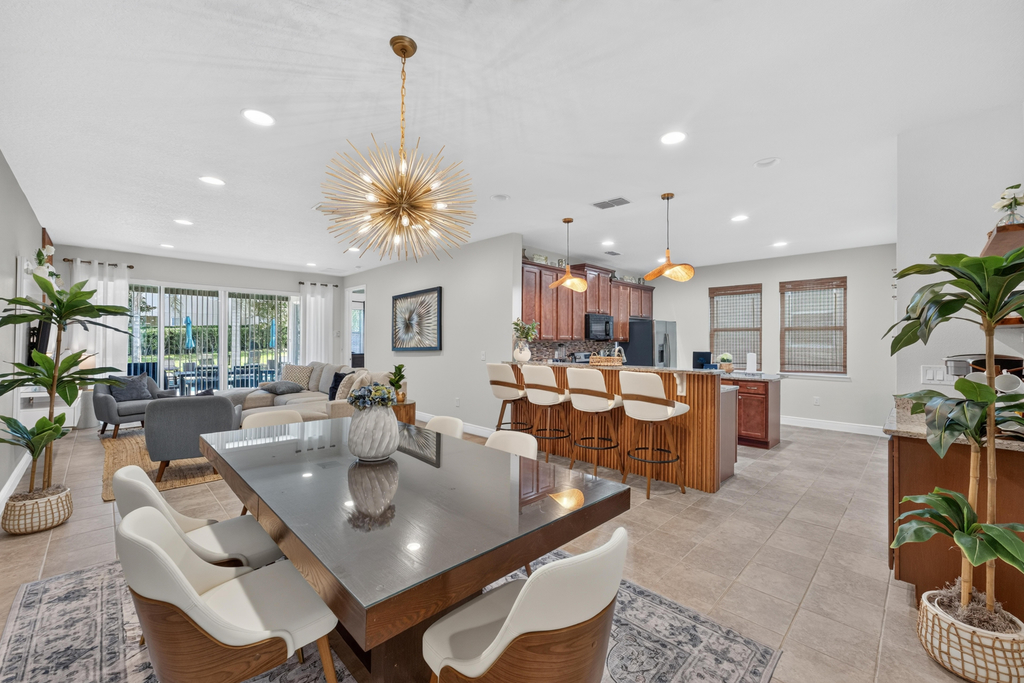 The Ocean Breeze Lux Retreat