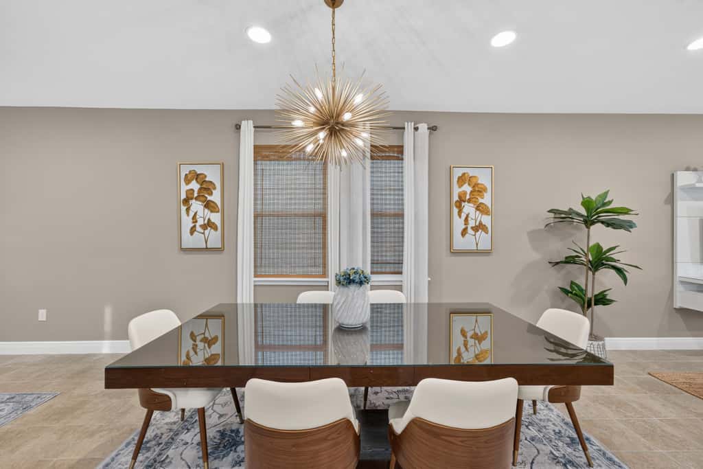 The Ocean Breeze Lux Retreat