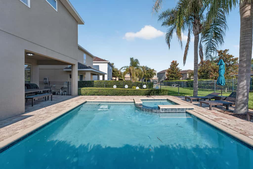 The Ocean Breeze Lux Retreat