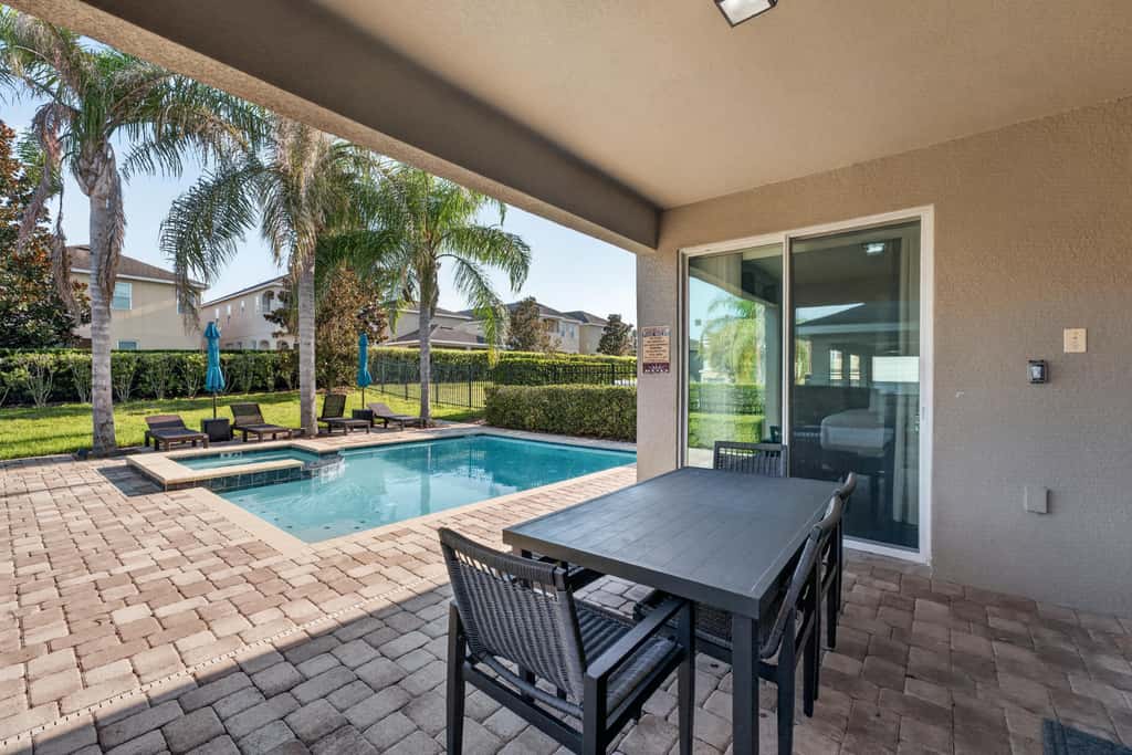 The Ocean Breeze Lux Retreat