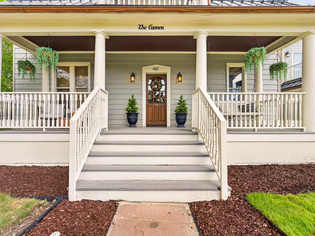 Historic Manor w/ Hidden Speakeasy, 3BR/2.5BA