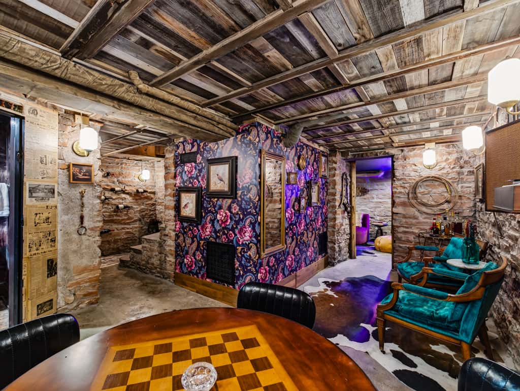 The Compound