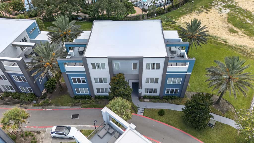 Modern Duplex at Reunion