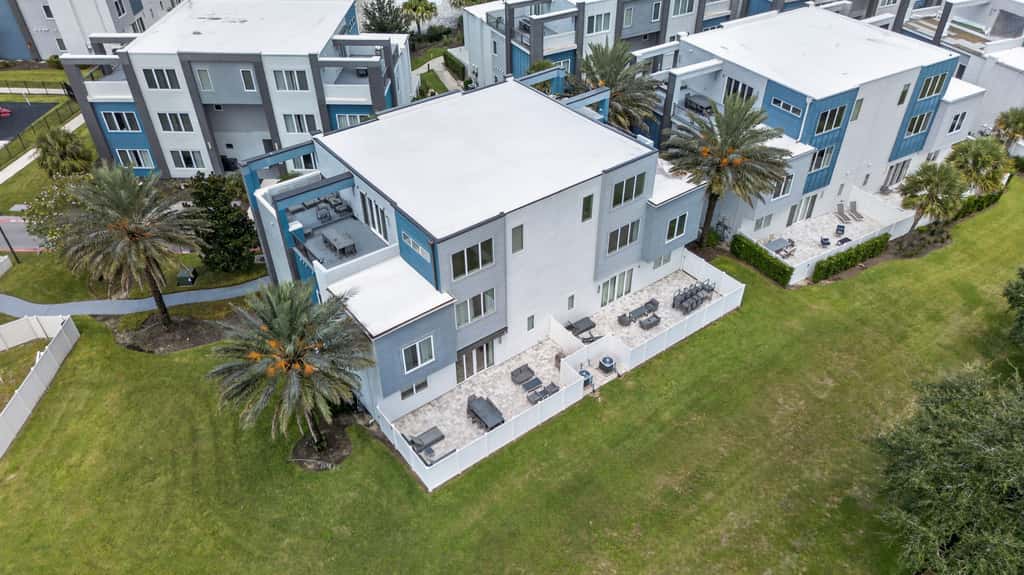 Modern Duplex at Reunion