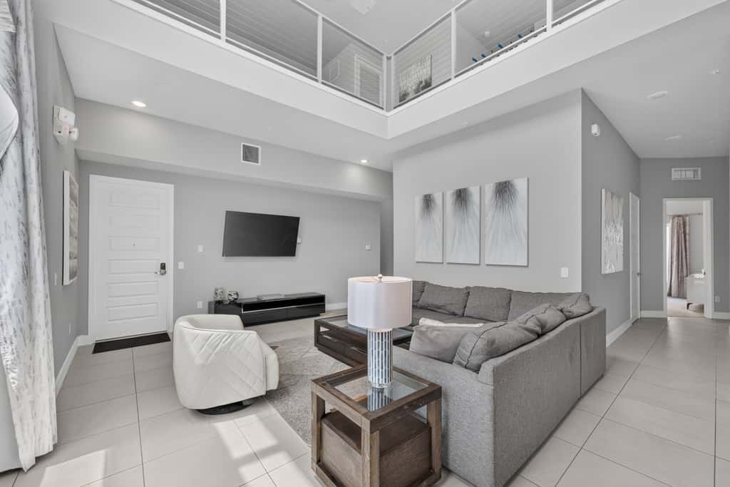 Modern Duplex at Reunion