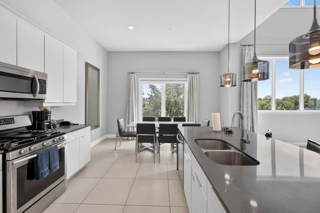 Modern Duplex at Reunion