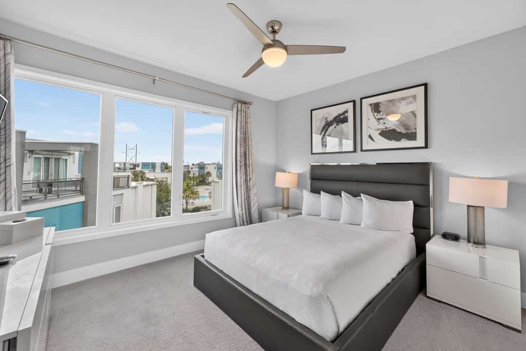 5BR Reunion Resort condo with elevator and share pools
