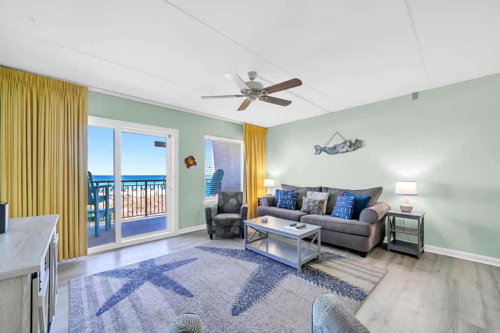 Gulf Front Condo w Pool, Tennis Courts & more!