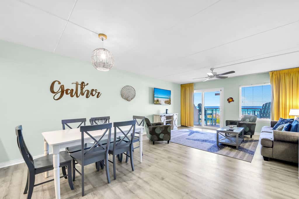 Gulf Front Condo w Pool, Tennis Courts & more!