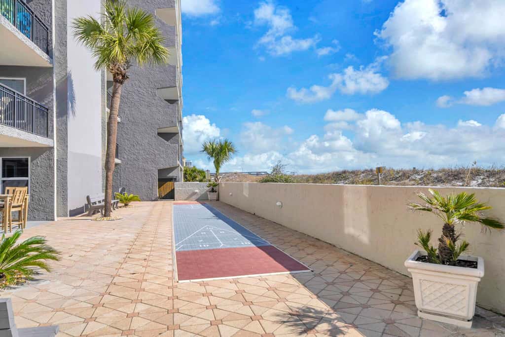 Gulf Front Condo w Pool, Tennis Courts & more!