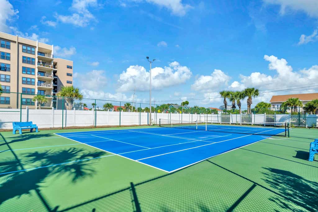 Gulf Front Condo w Pool, Tennis Courts & more!