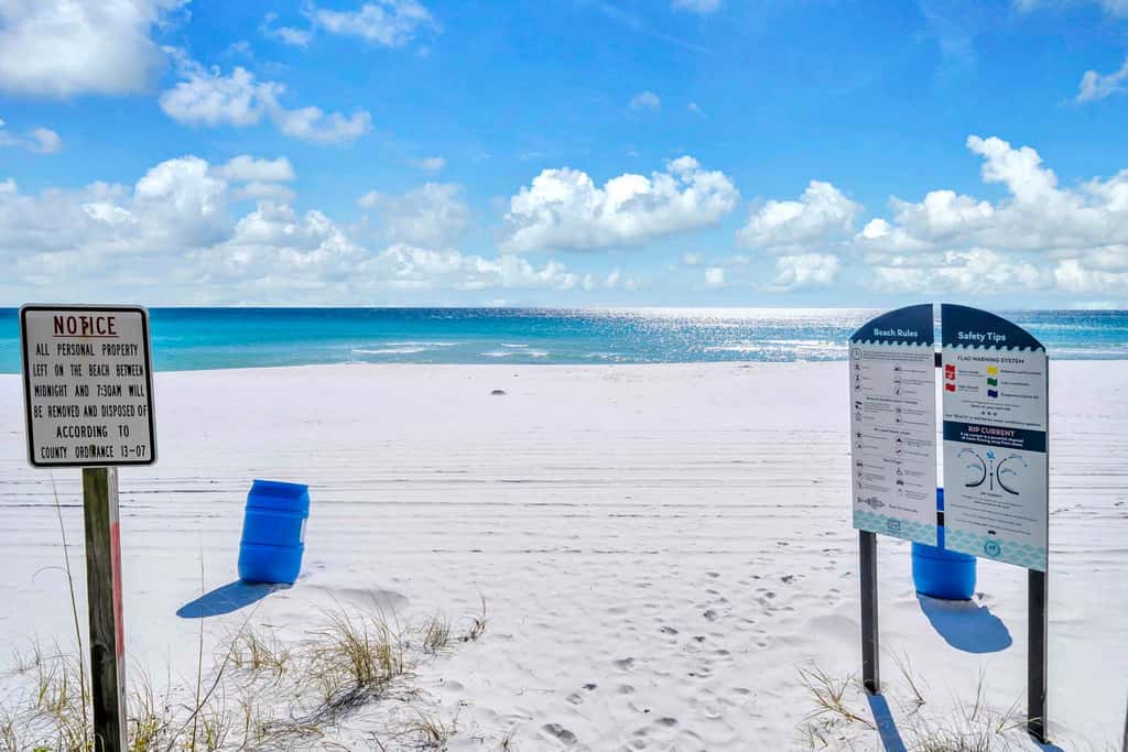 Gulf Front Condo w Pool, Tennis Courts & more!