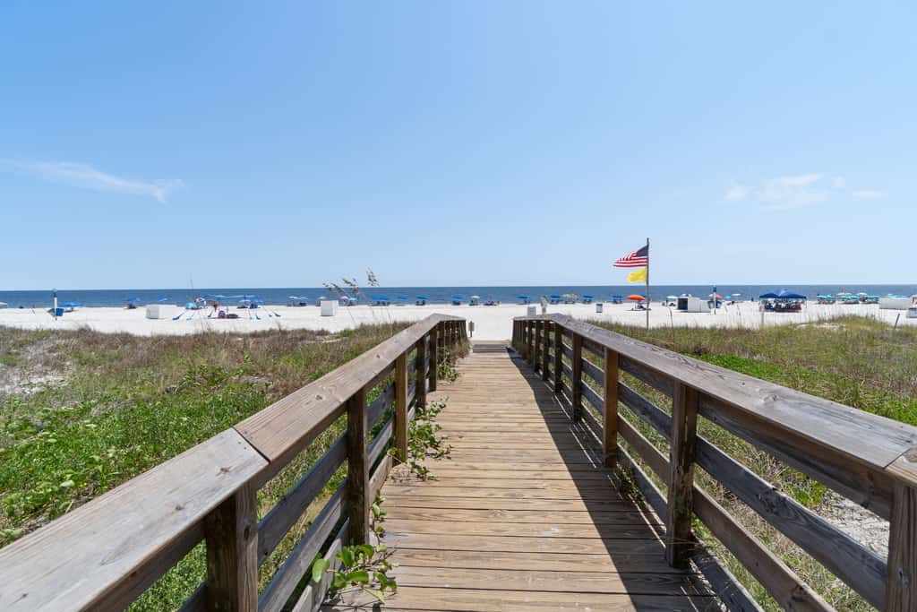 Gulf-Front Condo with Pool, Hot Tub & Sauna 