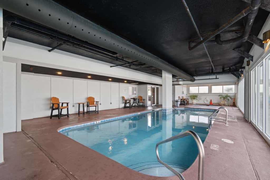 Gulf-Front Condo with Pool, Hot Tub & Sauna 