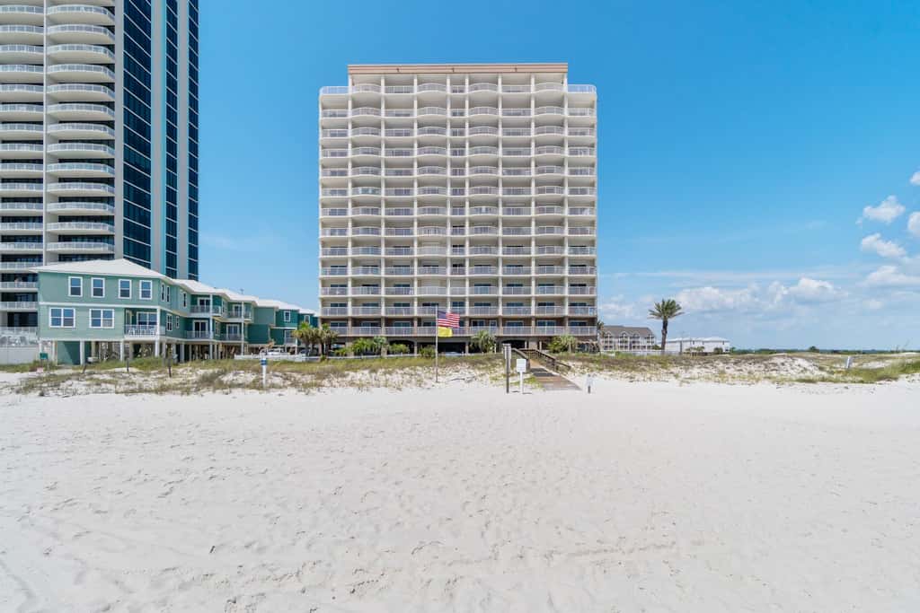 Gulf-Front Condo with Pool, Hot Tub & Sauna 