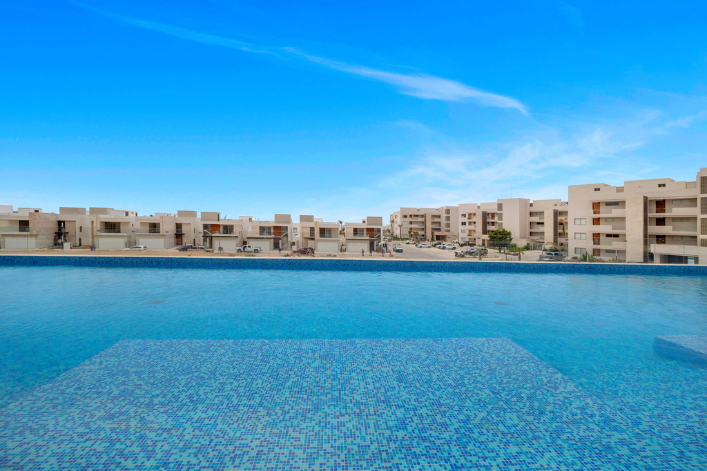 Stunning brand new 3 Bdr Condo in VistaVela Sunset