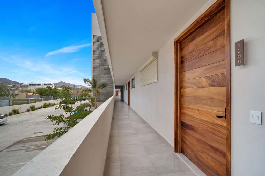 Stunning brand new 3 Bdr Condo in VistaVela Sunset