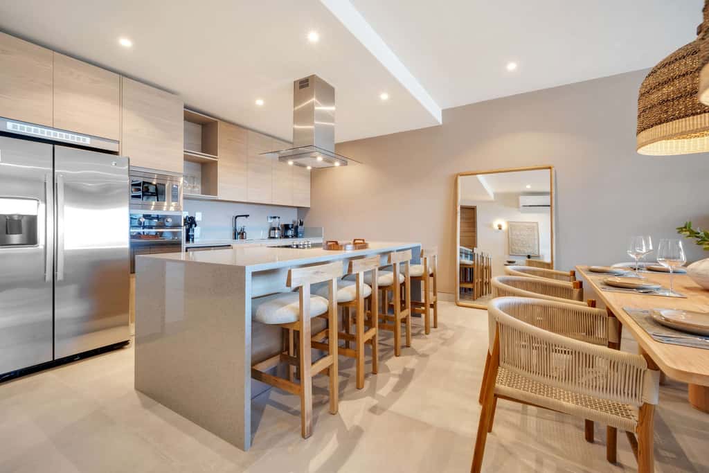 Stunning brand new 3 Bdr Condo in VistaVela Sunset