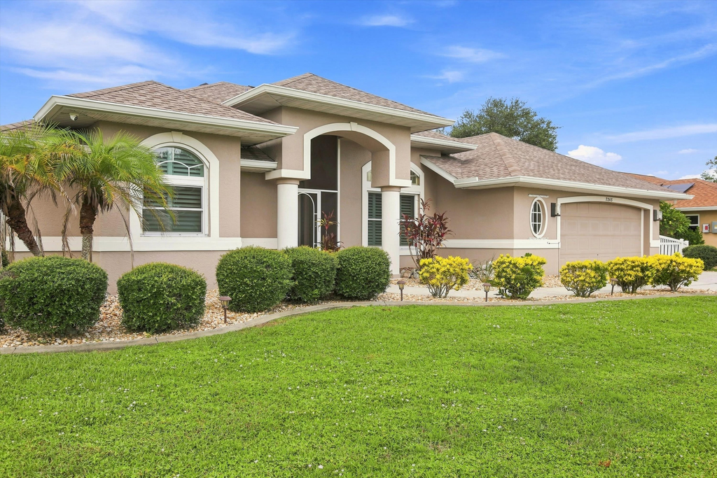 Poolside Paradise in Punta Gorda