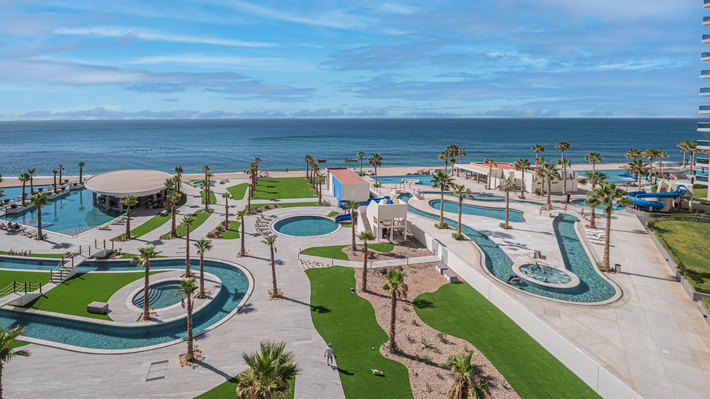 R1202 Luxury 1BR Oceanfront Retreat at Playa Encanto