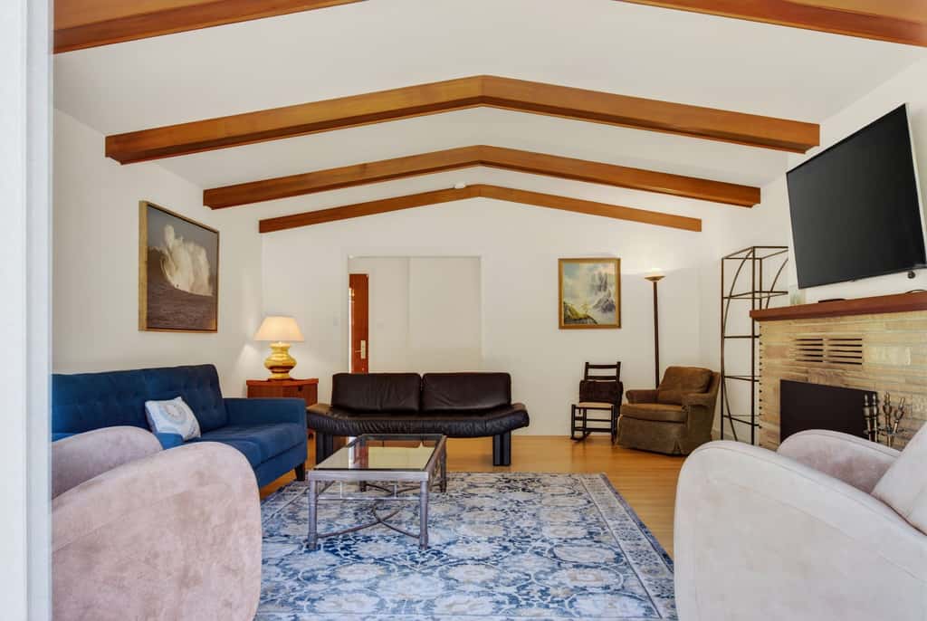The Gravenstein - Sebastopol Orchard Retreat with Hot Tub