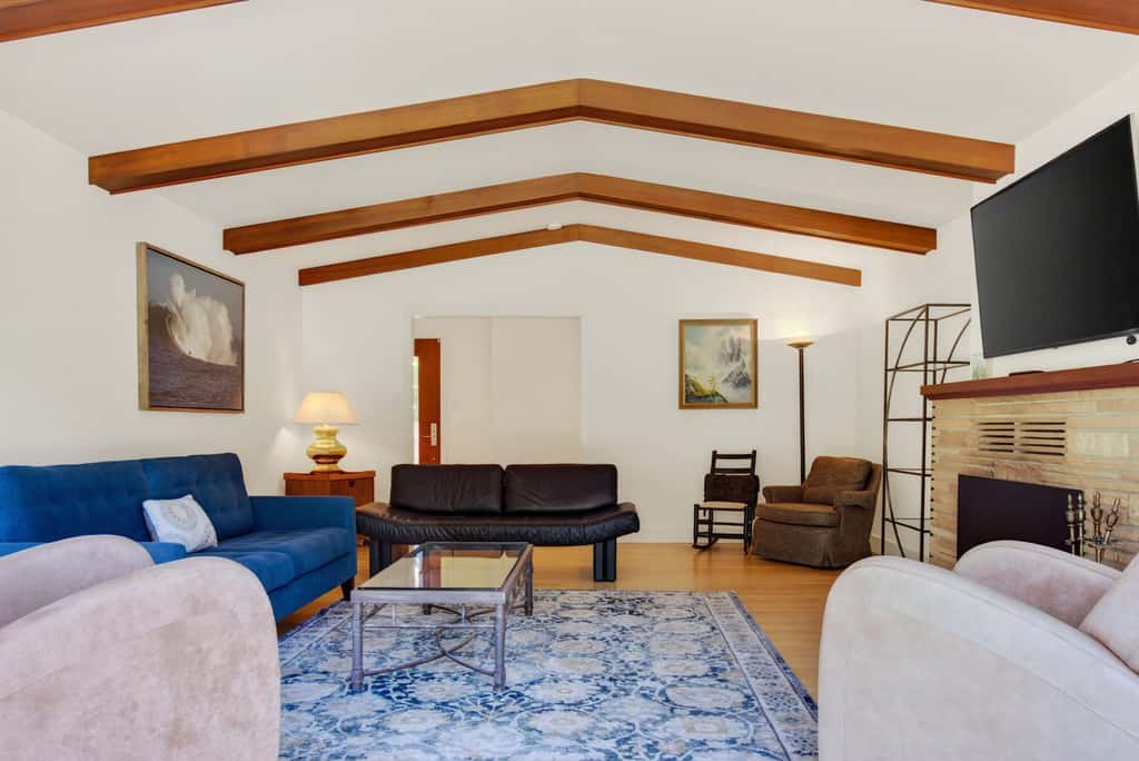 The Gravenstein - Sebastopol Orchard Retreat with Hot Tub