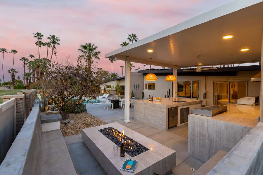 The Modern Fairway | Pool & Golf Views | Outdoor Kitchen | Sleeps 8