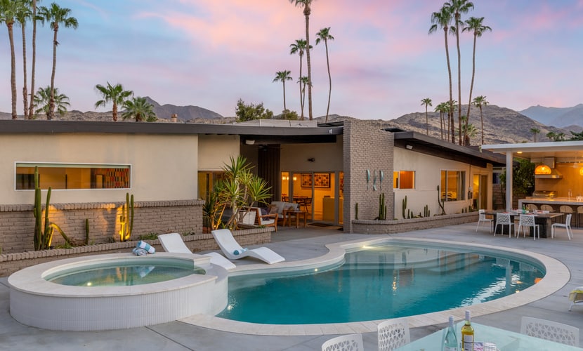 The Modern Fairway | Pool & Golf Views | Outdoor Kitchen | Sleeps 8