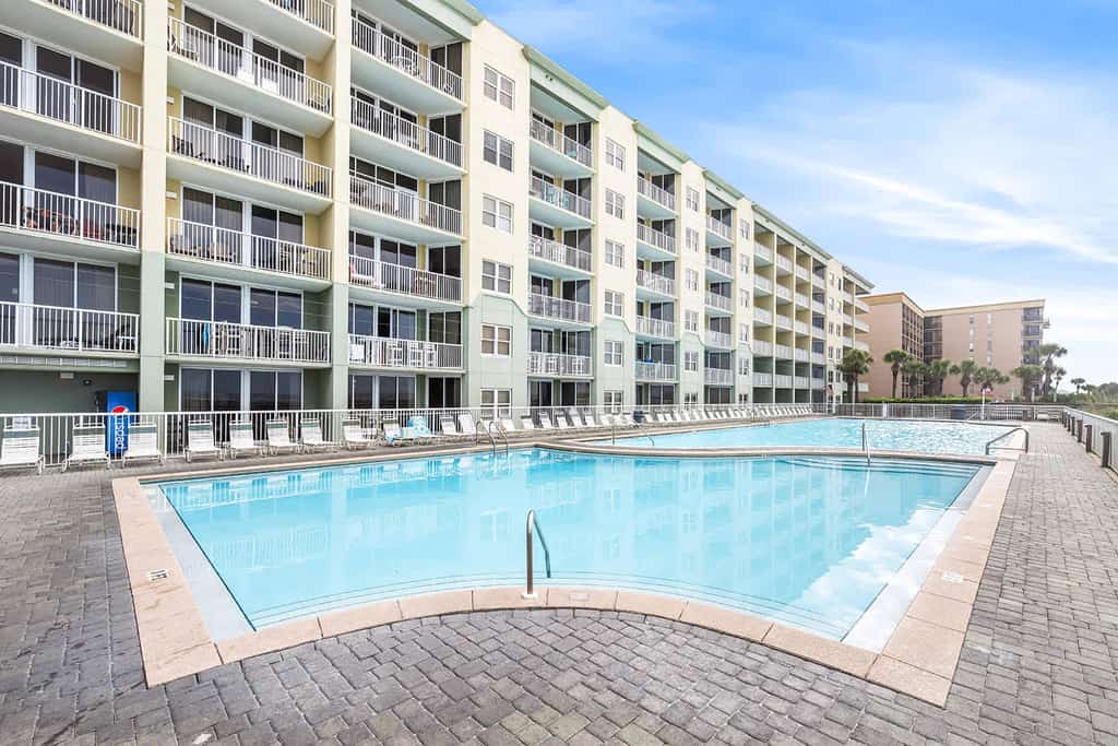 Waters Edge 309