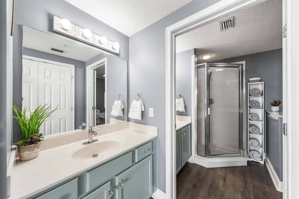 Gulf View Condo with Shared Pool & Beach Access 