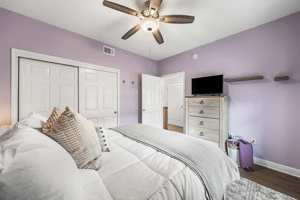 Gulf View Condo with Shared Pool & Beach Access 