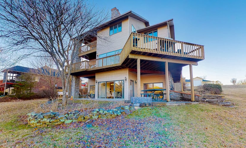 Dog-friendly home with golf course views, fireplace, & washer/dryer