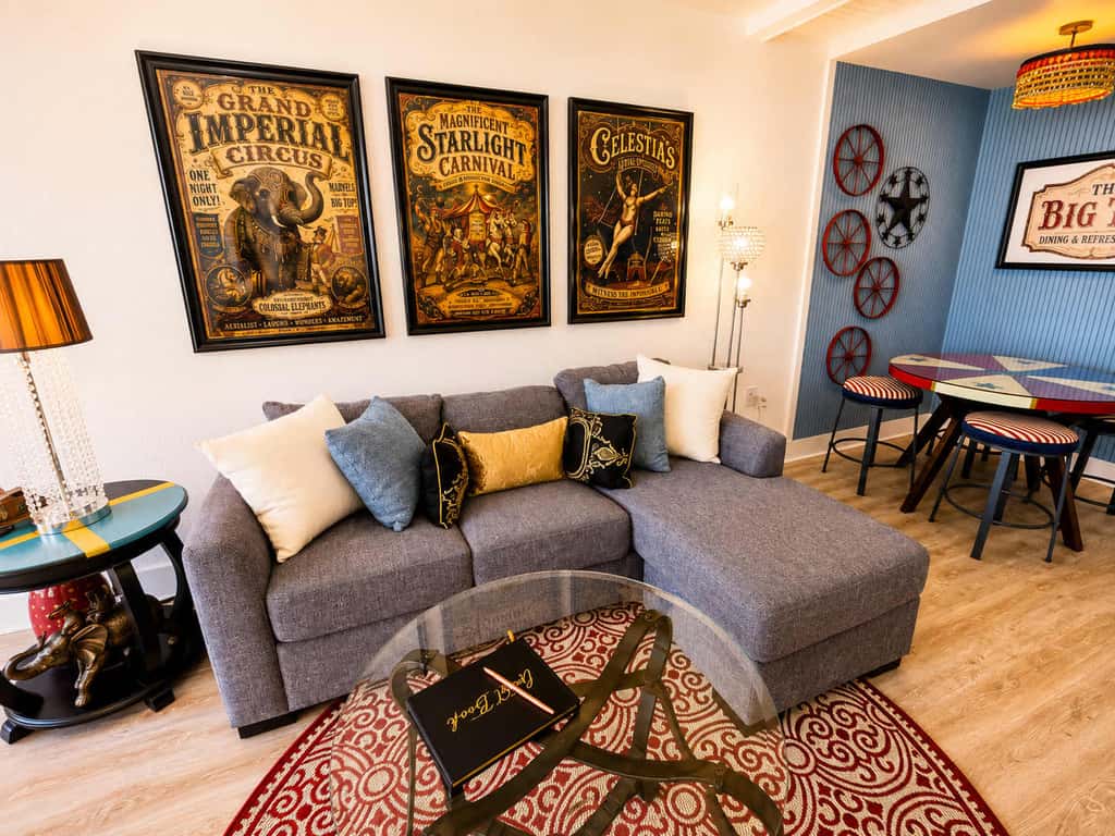 Circus-Themed Oceanfront Condo! Yachtsman 1001
