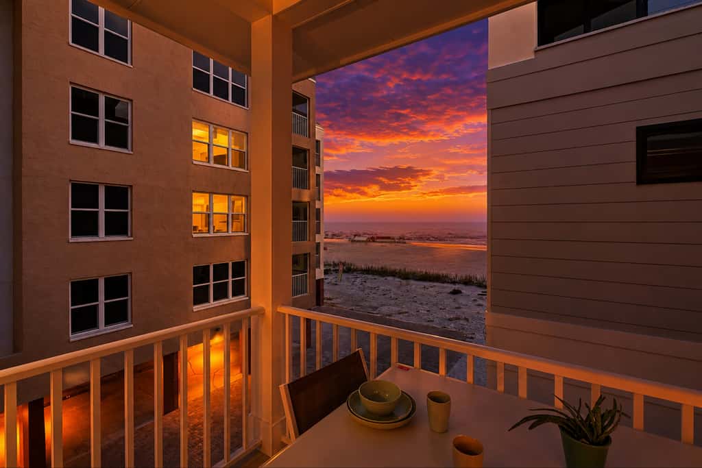 Island Hop - Steps From Fort Myers Beach